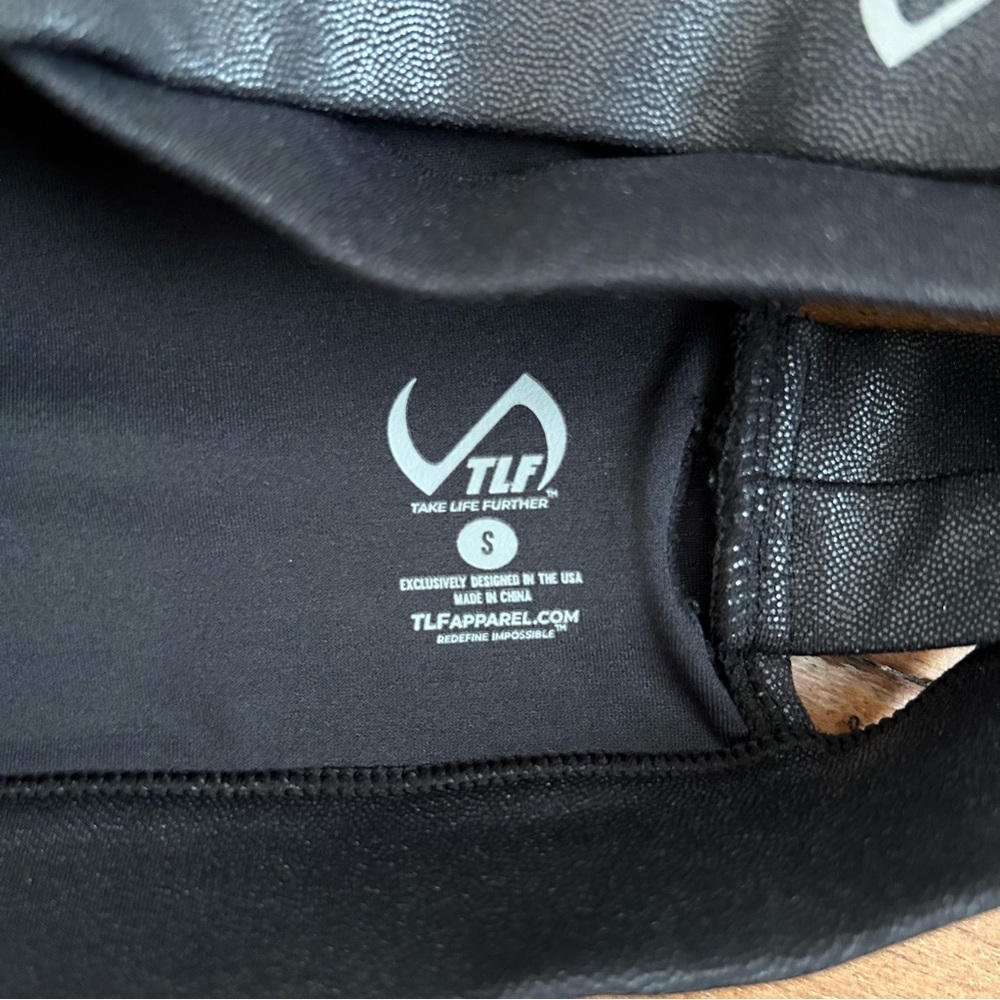 TLF Arctic Sports Bra and High Waisted Legging Set Shine Black - Picture 14 of 15